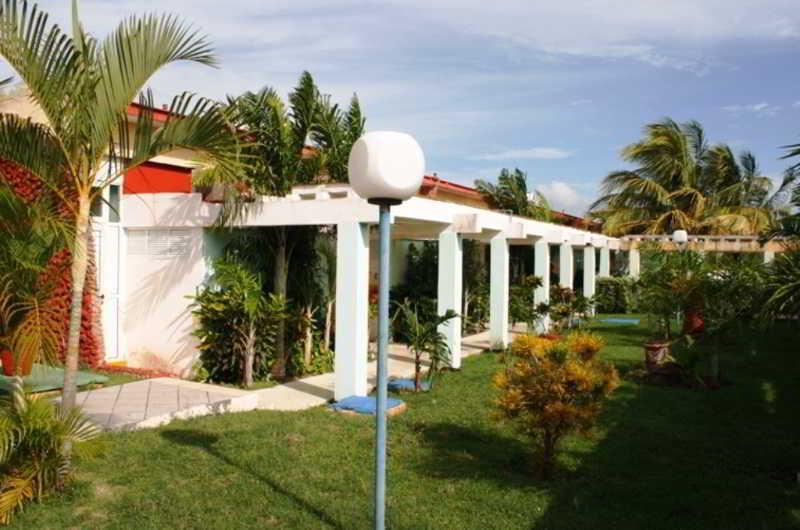 Hotel Punta La Cueva à Cienfuegos Extérieur photo